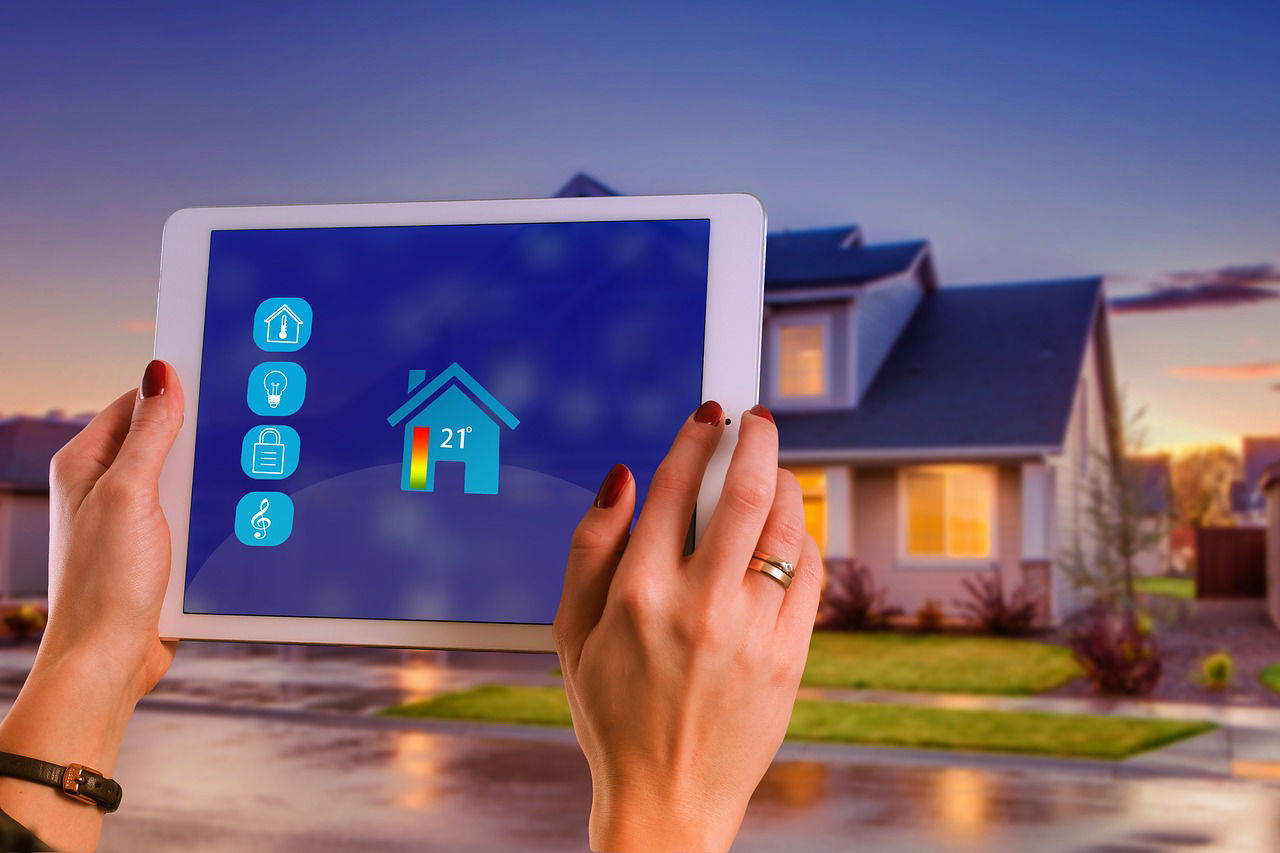 Verschiedene Smarthome-Geräte zusammen verwalten: Homey