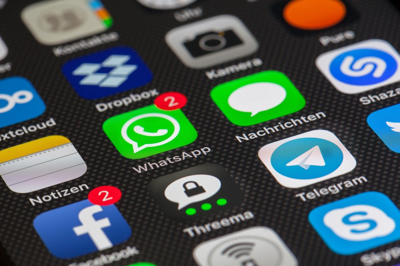 Wechsel zwischen neuem und altem Facebook-Design
