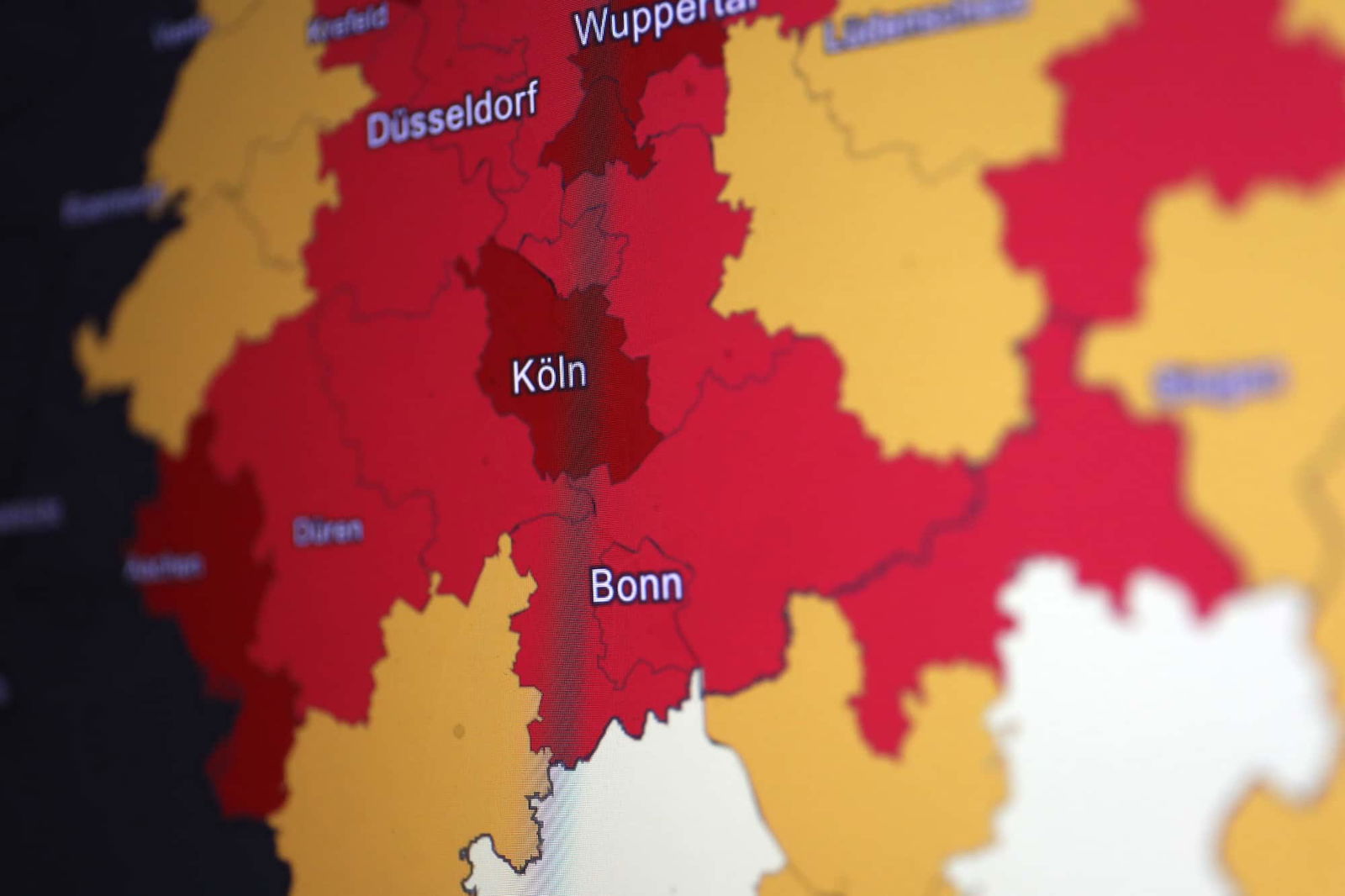 Corona PLZ Checker: Wo gibt’s ein Risikogebiet?