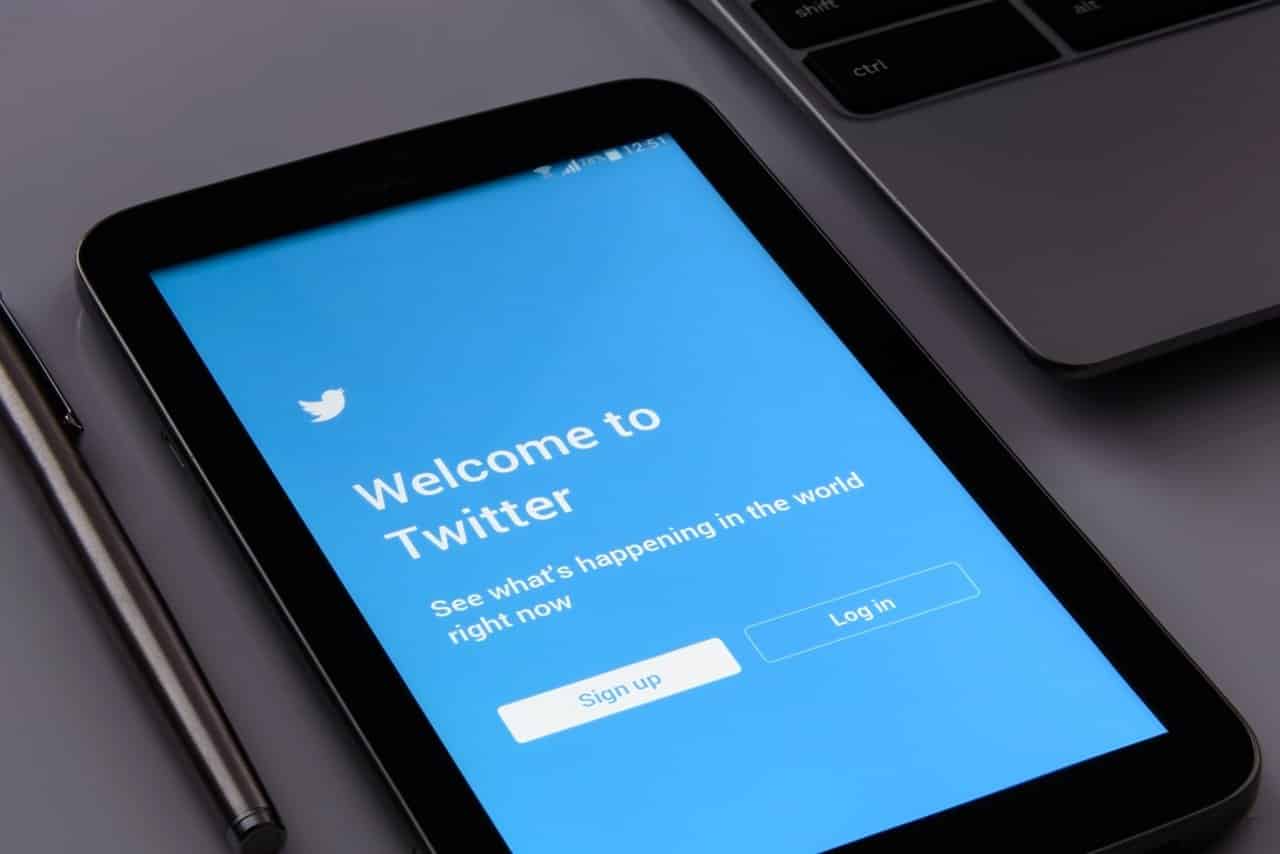 Ausgeblendete Twitter-Inhalte einblenden
