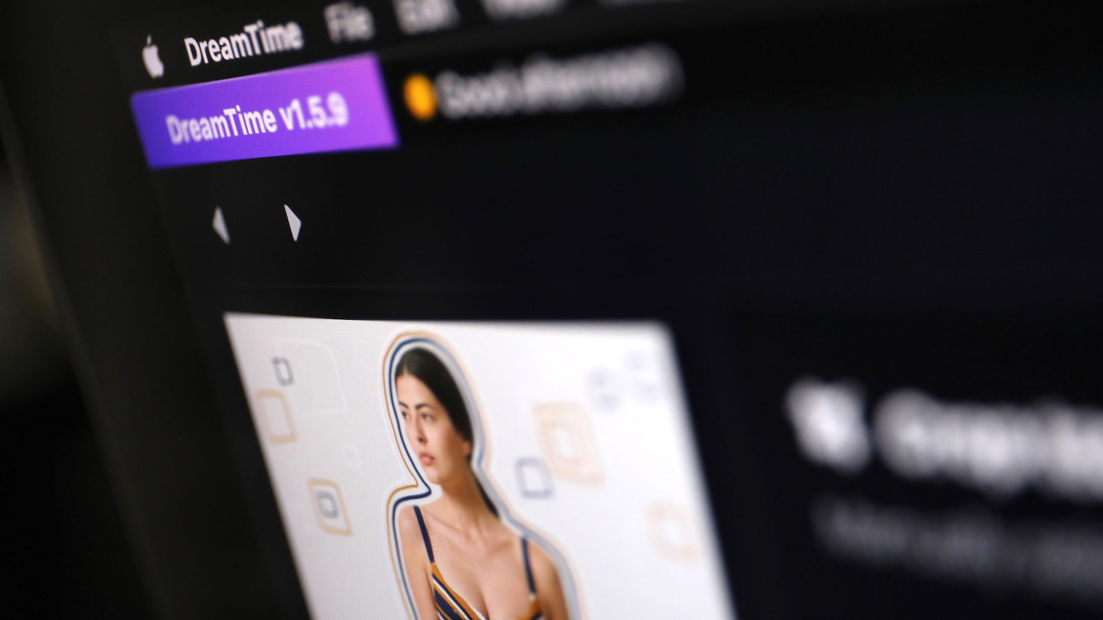 Aufgepasst: DeepNude zieht Frauen aus