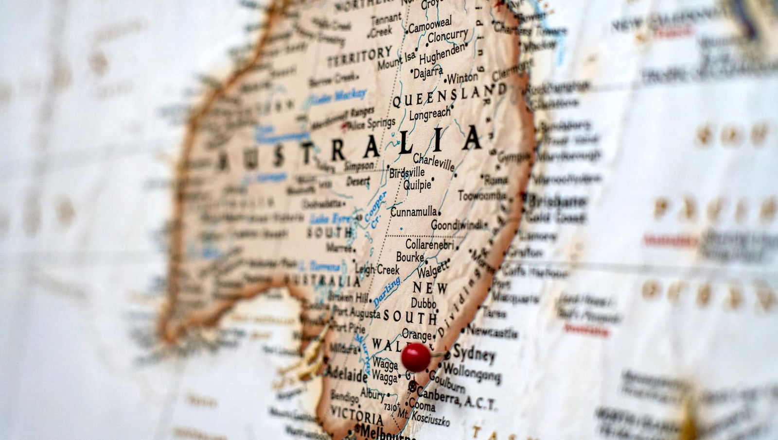 Facebook zeigt wieder News in Australien – sucht aber selbst aus welche
