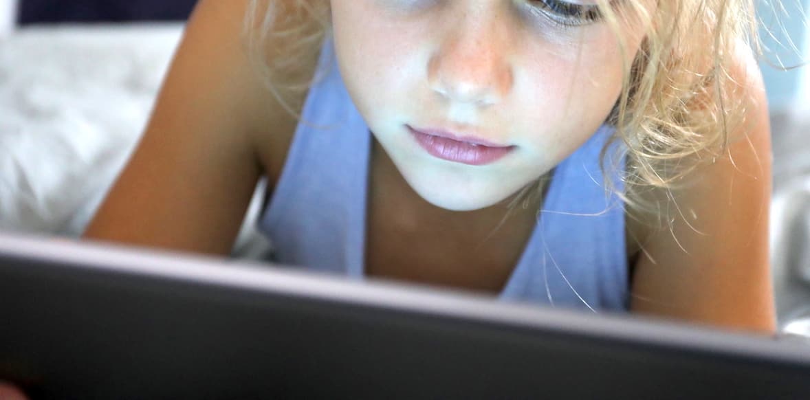 Kids am Tablet