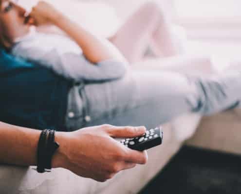 Was ist energiesparsamer: DVDs anschauen oder streamen?