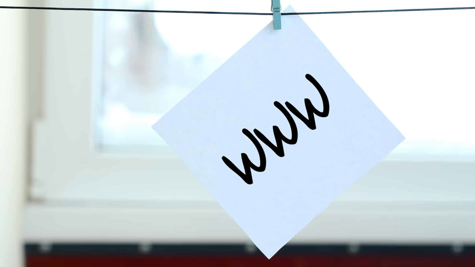 Quellcode des WWW wird versteigert