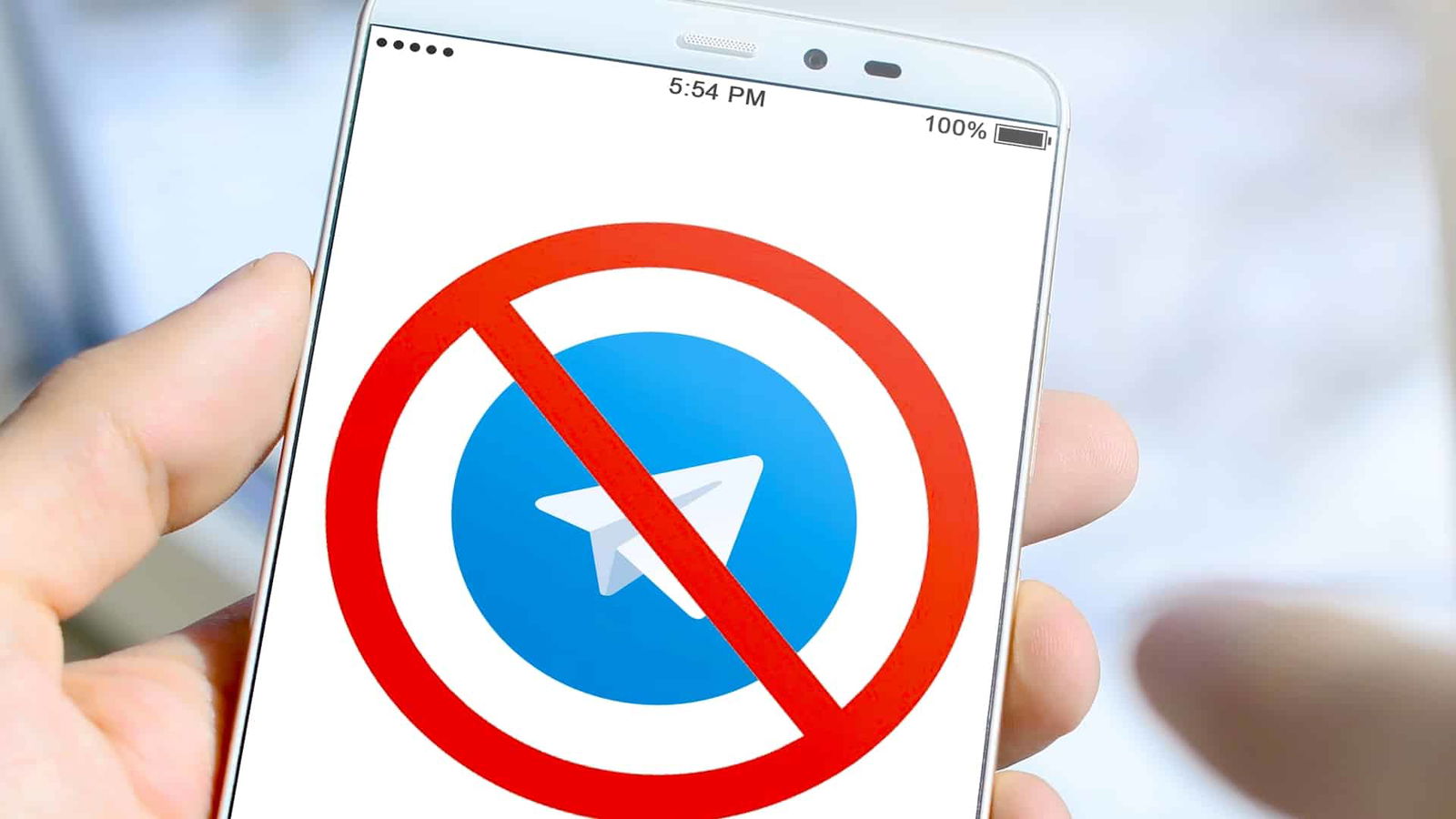 Desinfomation kommt immer öfter über den Messenger
