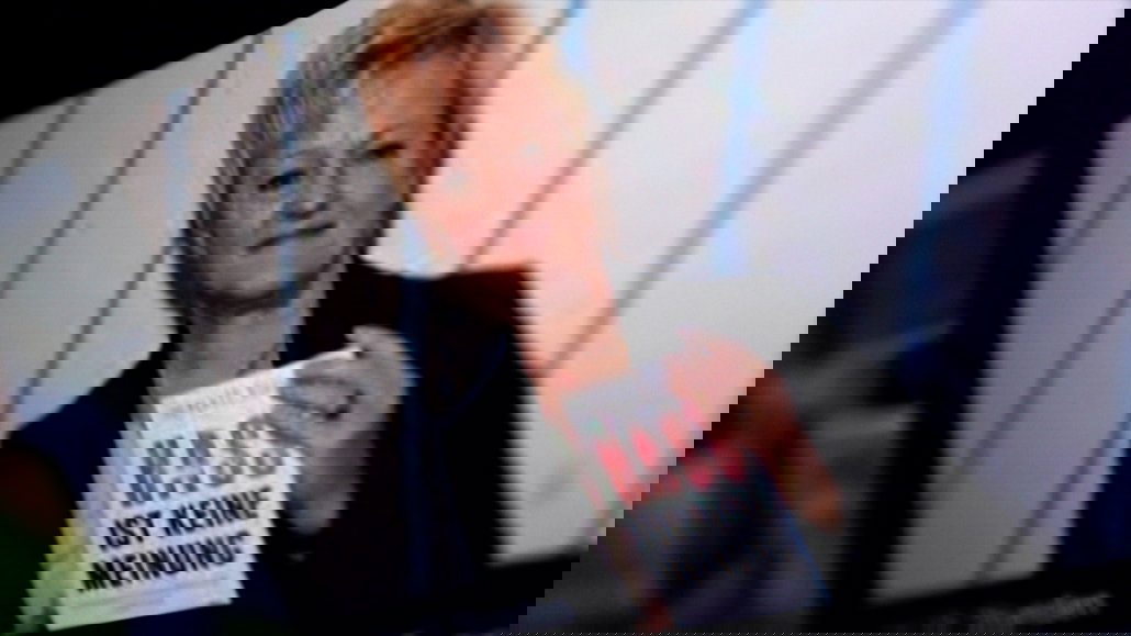 Renate Künast geht offensich mit Hasskommentaren um