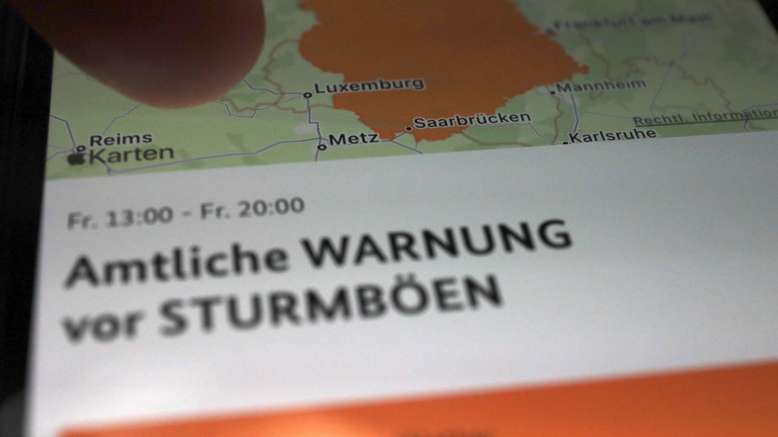 Unwetter: Wie gut warnen Warn-Apps wie Nina oder Katwarn?