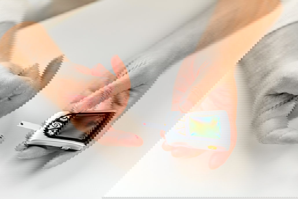 Früher musste man noch in den Finger stechen