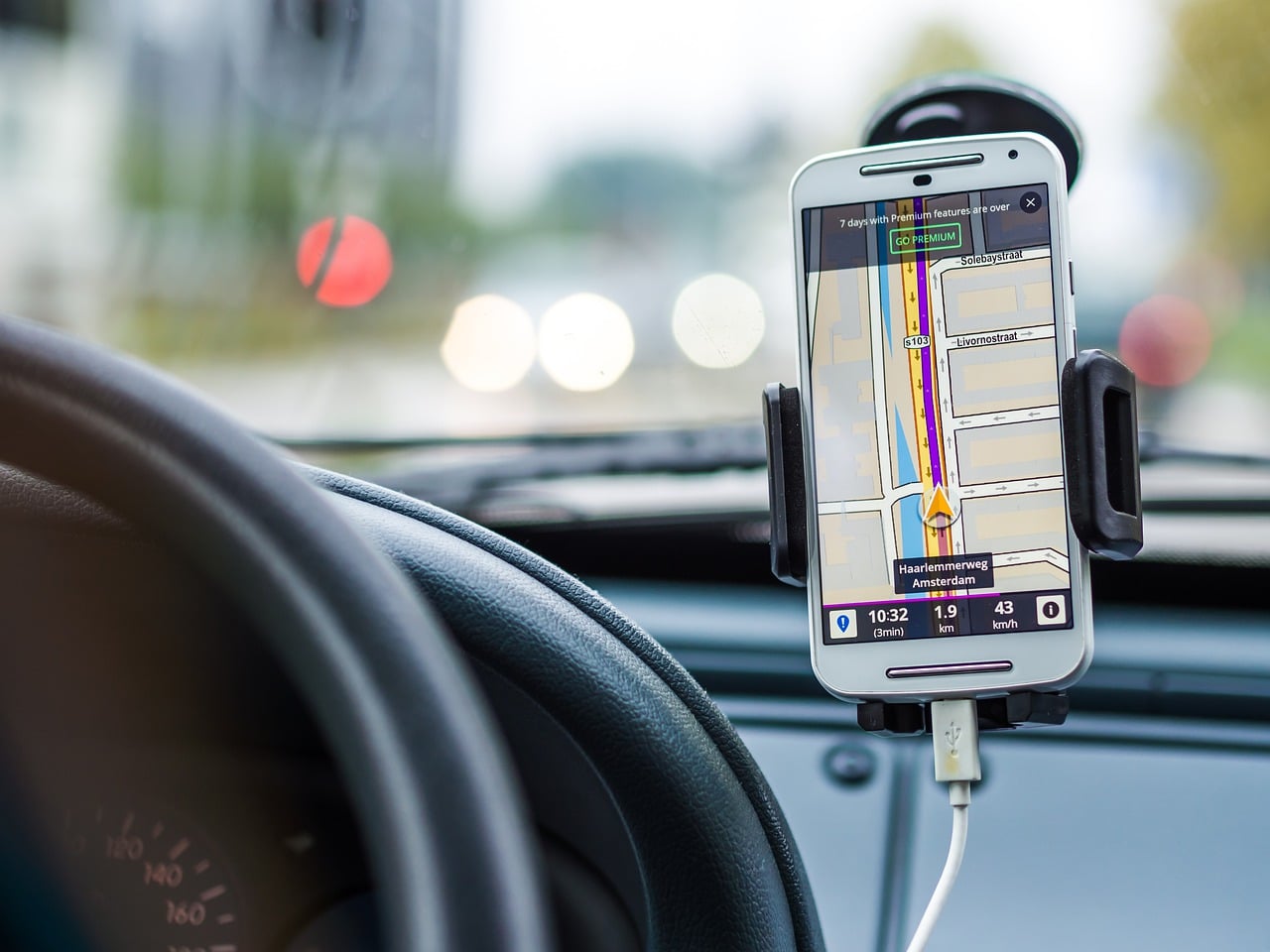 Wenn TomTom Go keine Strassennamen ausspricht