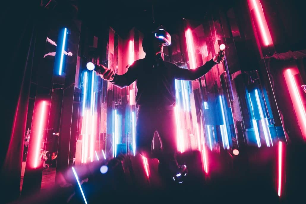 VR-Welten sind komplett im Computer generierte 3D-Umgebungen