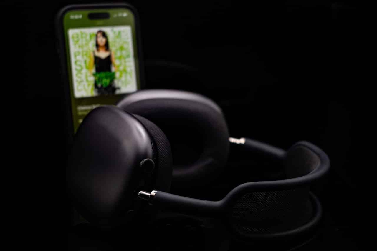 AirPod Max: Noise Reduction (ANC) aktivieren