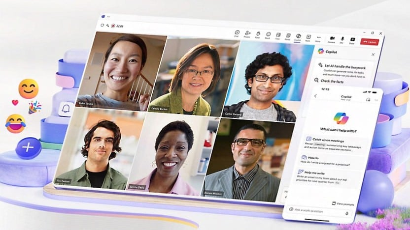 Videokonferenz mit mehreren Teilnehmern auf dem Bildschirm.