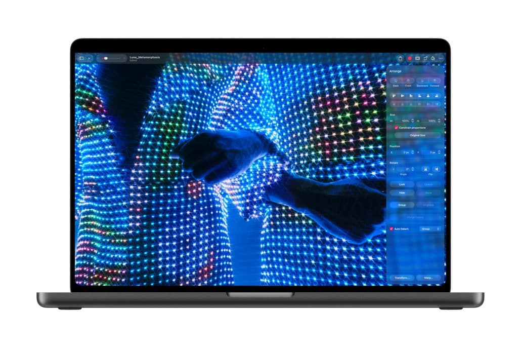 Laptop mit Bildbearbeitung und leuchtendem Porträt